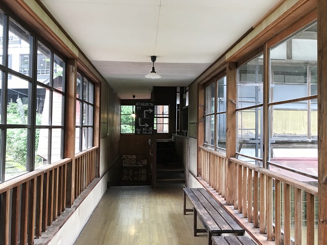 栃尾又温泉自在館