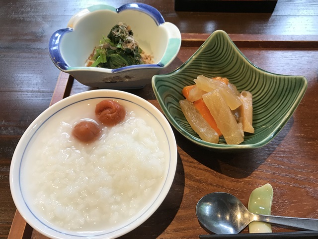 栃尾又温泉自在館食事